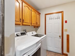 41 Betty Spring Rd, Gardner MA 01440