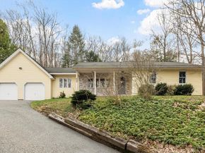 41 Betty Spring Rd, Gardner MA 01440