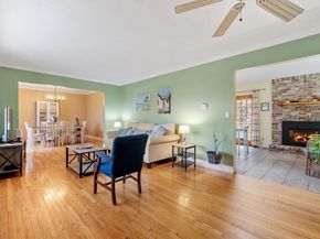 41 Betty Spring Rd, Gardner MA 01440