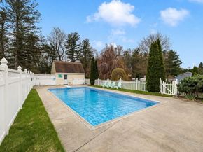 58 Streeter Rd, Paxton MA 01612