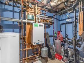 58 Streeter Rd, Paxton MA 01612