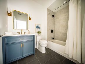 66 Mcgrath Highway 301, Quincy MA 02169