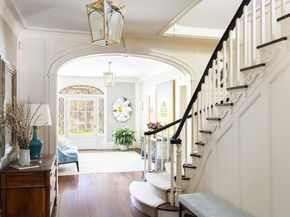 280 Warren St, Brookline MA 02445