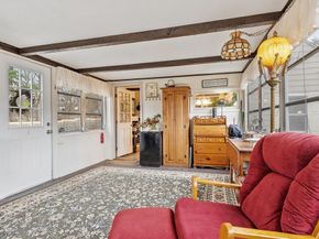 21 Beal St, Lunenburg MA 01462