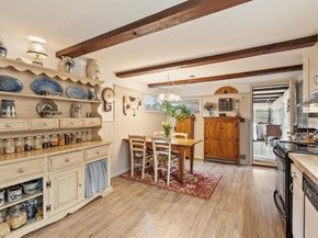 21 Beal St, Lunenburg MA 01462