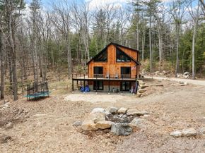 26 Pearl Rd, Ashburnham MA 01430