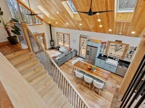 26 Pearl Rd, Ashburnham MA 01430