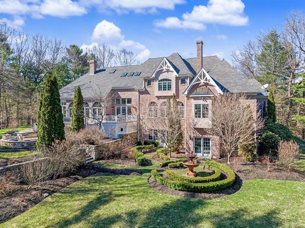 6 Trailside Way, Norfolk MA 02056