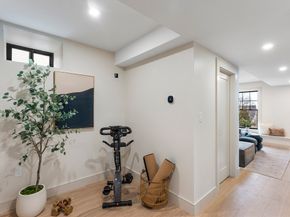 142 Metropolitan U:1, Boston MA 02131