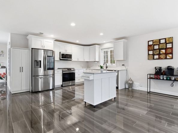 1295 Main St, Reading MA 01867