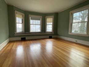 16 Barnard Rd, Worcester MA 01605