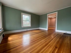 16 Barnard Rd, Worcester MA 01605