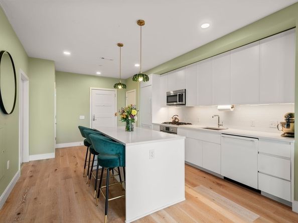 191 Washington St 423, Boston MA 02135