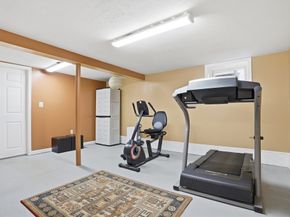 110 Starr Ave, Tewksbury MA 01876