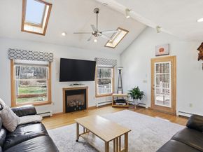 110 Starr Ave, Tewksbury MA 01876