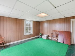 16 Main St, Brookfield MA 01506