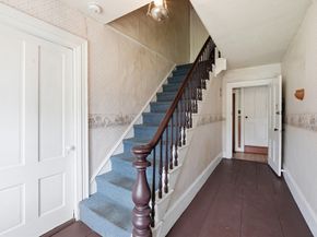 16 Main St, Brookfield MA 01506