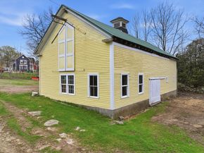 16 Main St, Brookfield MA 01506