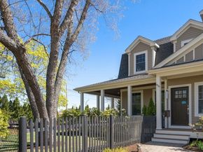 1935 Commonwealth Ave 1935, Newton MA 02466