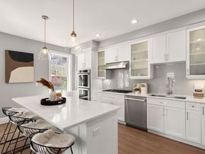 1935 Commonwealth Ave 1935, Newton MA 02466