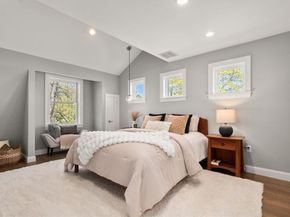 1935 Commonwealth Ave 1935, Newton MA 02466