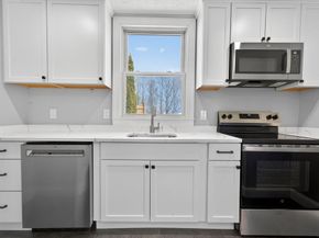 62 Frankfort St, Fitchburg MA 01420