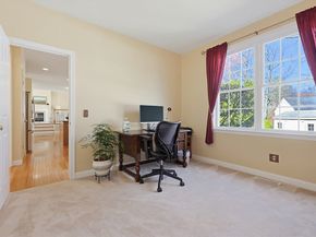 73 Independence Ln, Ashland MA 01721