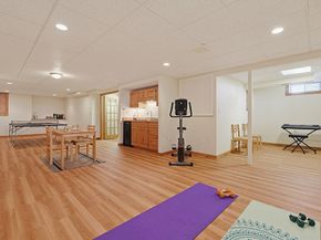 73 Independence Ln, Ashland MA 01721