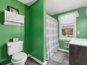 17 Drake Rd 17, Fitchburg MA 01420