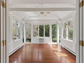 1 Hawthorne Circle, Andover MA 01810