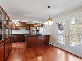 1 Hawthorne Circle, Andover MA 01810