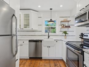 28 Village Street 2, Marblehead MA 01945