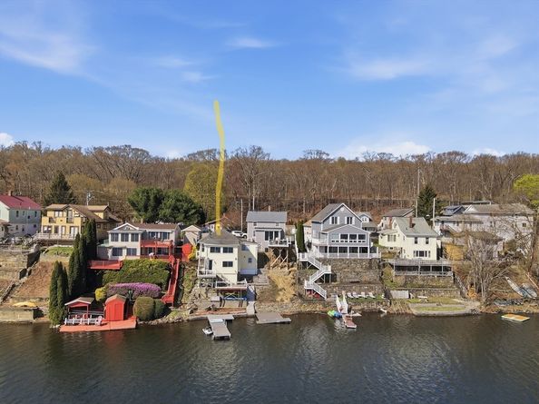 411B Lake Avenue, Worcester MA 01604