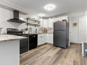 4 Alpine Ct, Gloucester MA 01930