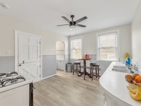 122 Aldrich St, Boston MA 02131
