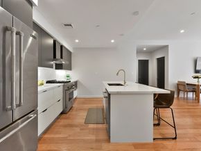 531-533 E 2nd St 201, Boston MA 02127