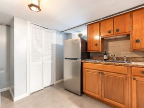 8 Horton St, Saugus MA 01906
