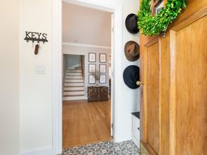 8 Horton St, Saugus MA 01906