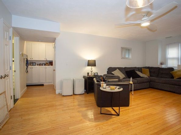1 Atkinson Dr 1, Saugus MA 01906