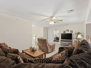877 Auburnville Way K6, Whitman MA 02382