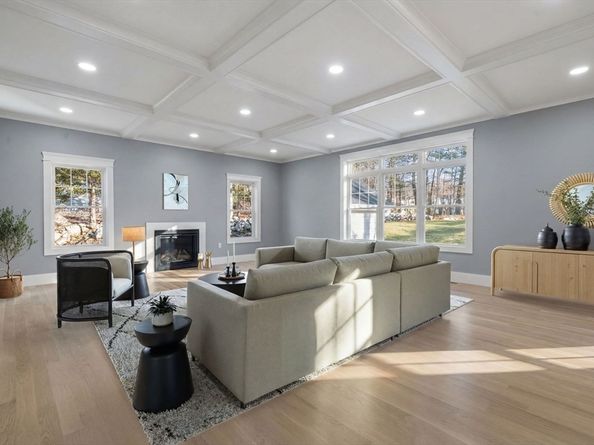 1A Highland Way, Burlington MA 01803