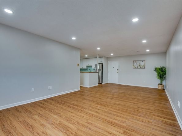 474 Broadway 46, Somerville MA 02145