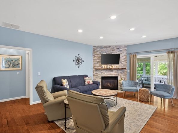 21 Fox Hollow, Plymouth MA 02360