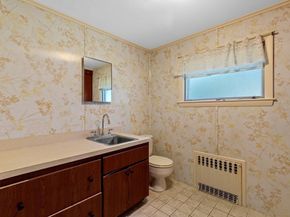 129 Elm Street, Kingston MA 02364