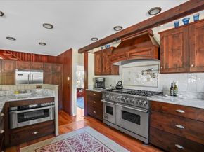 26 Neal Gate St, Scituate MA 02066