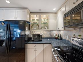 121 Nantasket Ave 805, Hull MA 02045