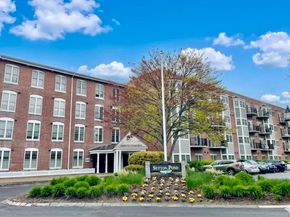 148 Main St O303, North Andover MA 01845