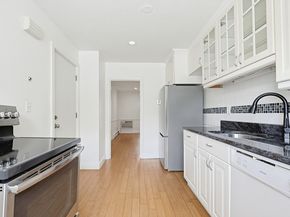 21 Westgate Rd 4, Boston MA 02467