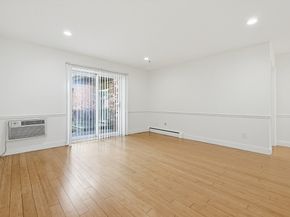 21 Westgate Rd 4, Boston MA 02467