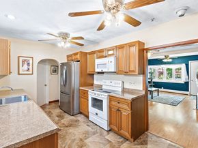 58 Sachem St, Billerica MA 01821